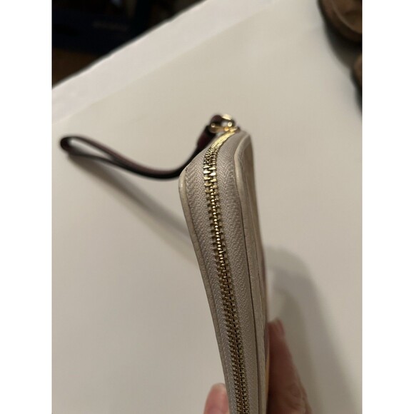 Coach Demsey Phone Wallet Light khaki/wine Multi Signature Jacquard And Leather - Picture 6 of 10